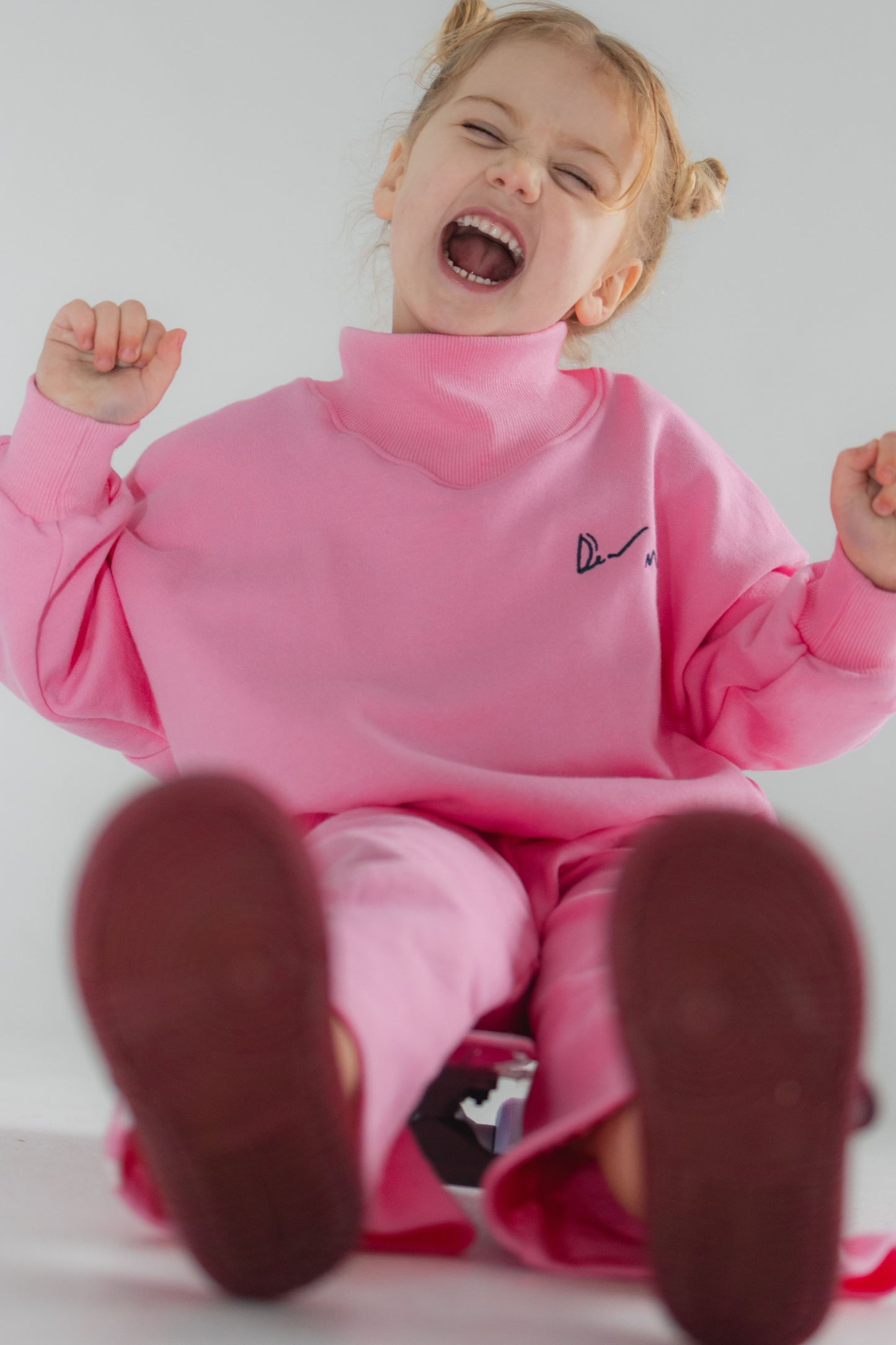 Fun Club Sweat - Bright Pink